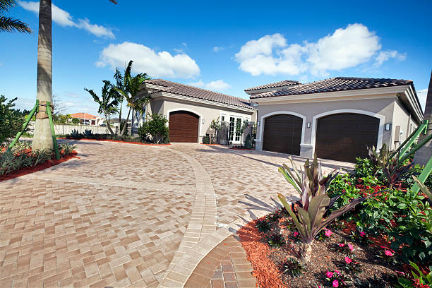 Best Interlocking Driveway Pavers  in Davie, FL